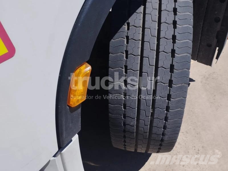 Iveco S-WAY AS440S49T/P Naudoti vilkikai