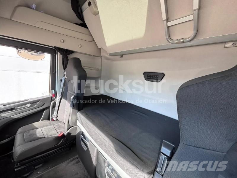 Iveco S-WAY AS440S53T/P Prime Movers