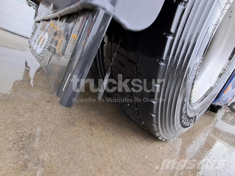 Iveco STRALIS AS440S46/TP Prime Movers