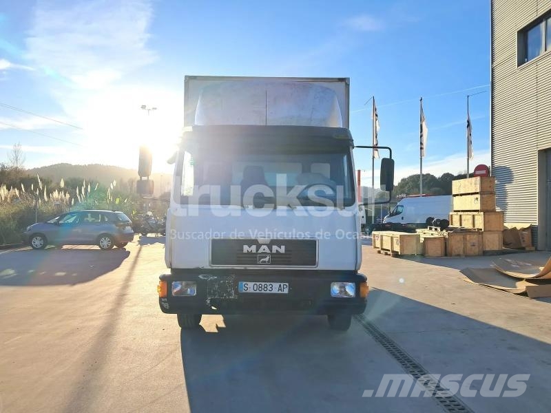 MAN 8.224 LLC Camiones caja cerrada