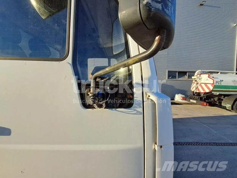 MAN 8.224 LLC Camiones caja cerrada