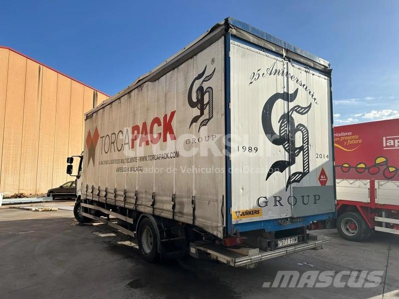 Renault 270 16C Camiones de caja de lona