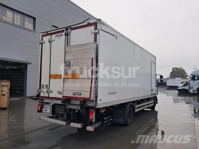 Renault D 12.210 15P FRC P/E CARR (USADO) Kühlkoffer