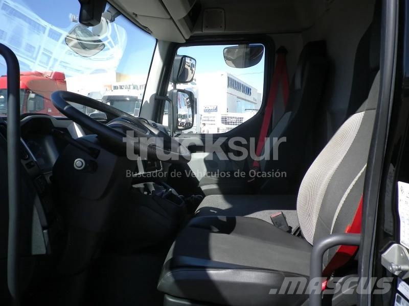 Renault D210.12 Camión con caja abierta