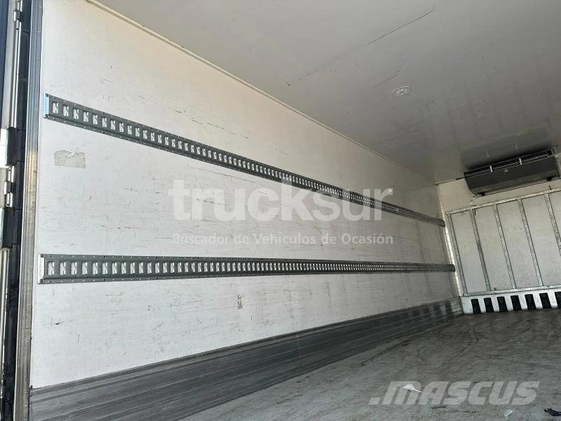 Renault D240.14 شاحنات بدرجة حرارة قابلة للضبط