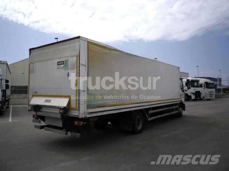 Renault D250.12 شاحنات ذات هيكل صندوقي
