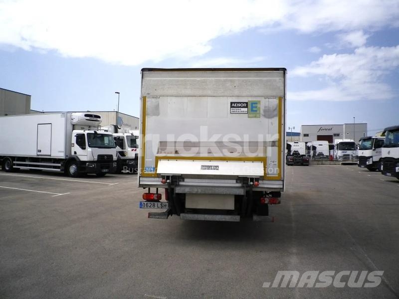Renault D250.12 شاحنات ذات هيكل صندوقي