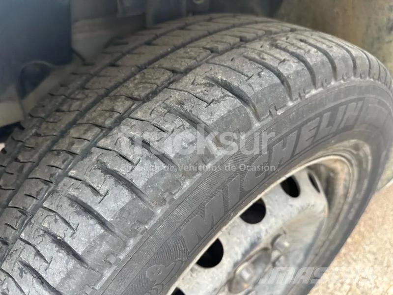 Renault MASTER 125.35 L2H2 -20ºC ME CARR Van a temperatura controllata