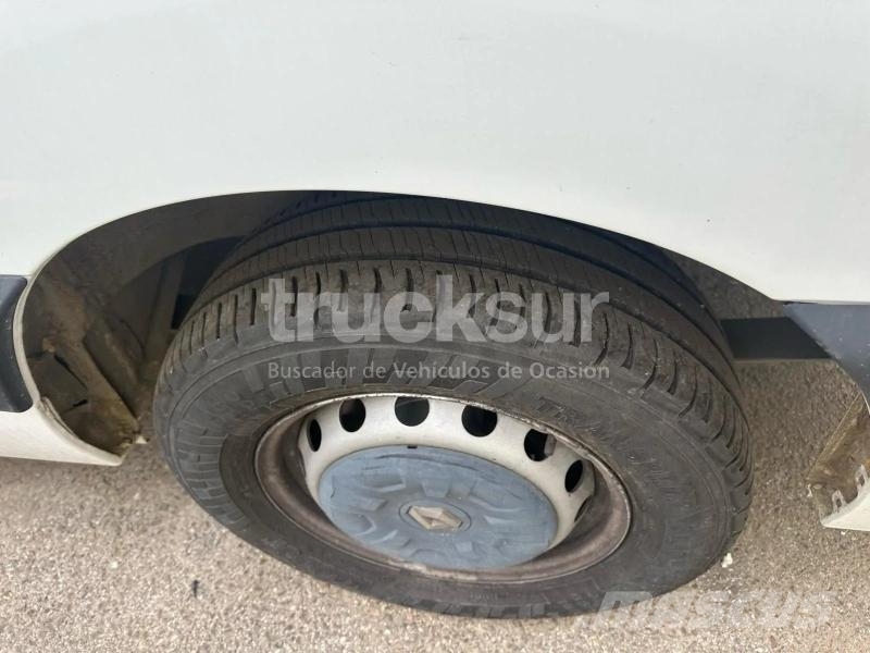 Renault MASTER 125.35 L2H2 -20ºC ME CARR Van a temperatura controllata