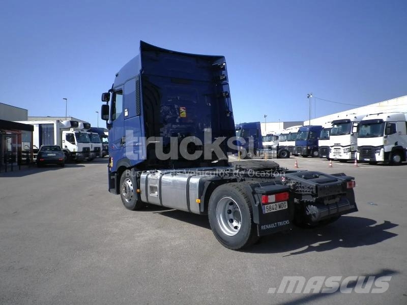 Renault T480 HIGH TURBO COMPOUND 牵引车