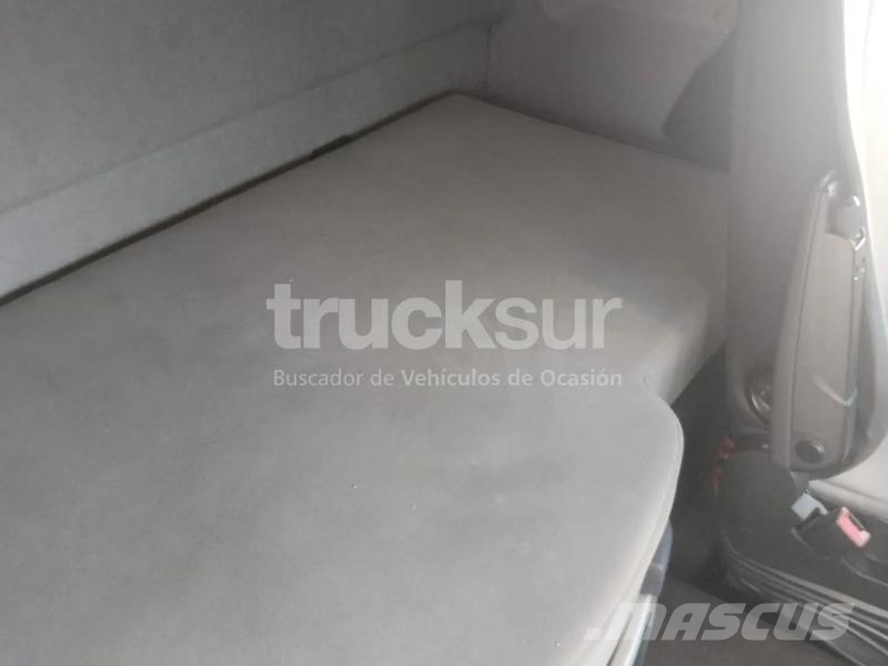 Renault T480 SLEEPER CAB Trekkers