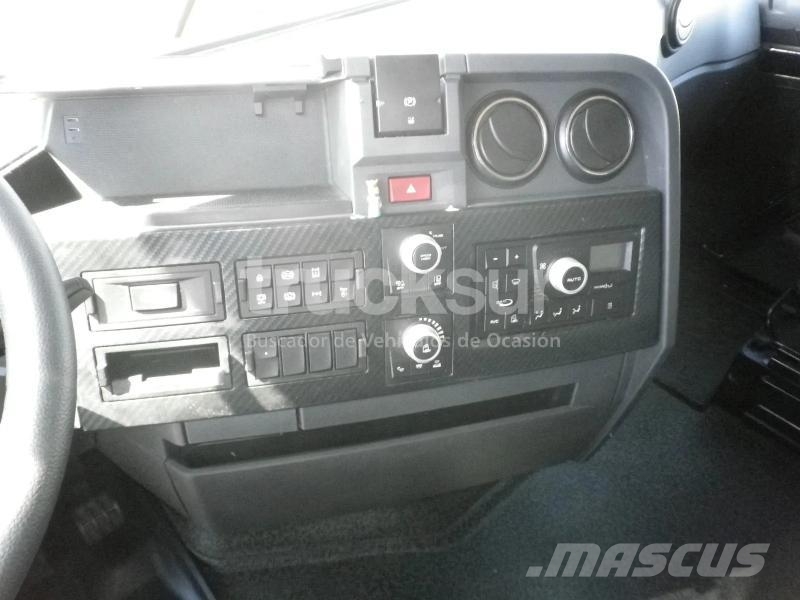 Renault T520 HIGH SLEEPER CAB EVO Camiones tractor