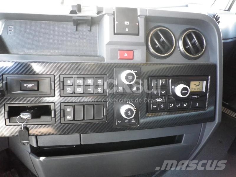 Renault T520 HIGH SLEEPER CAB EVO Autotractoare