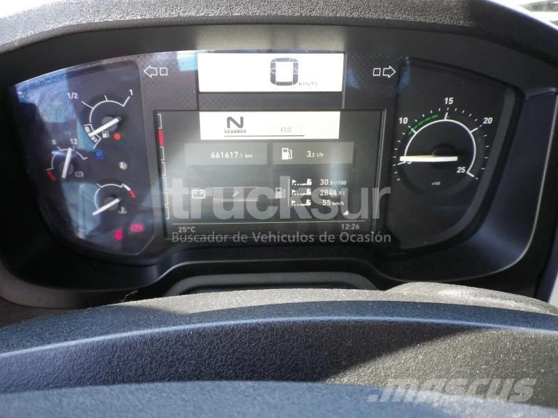 Renault T520 HIGH SLEEPER CAB EVO Autotractoare