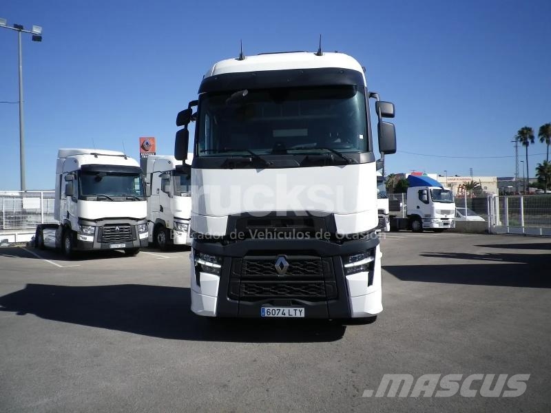 Renault T520 HIGH SLEEPER CAB 牵引车