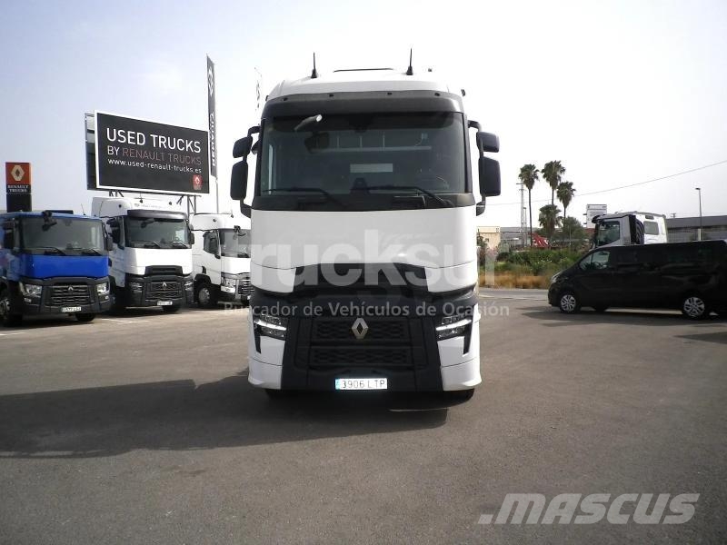 Renault T520 HIGH SLEEPER CAB EVO Autotractoare