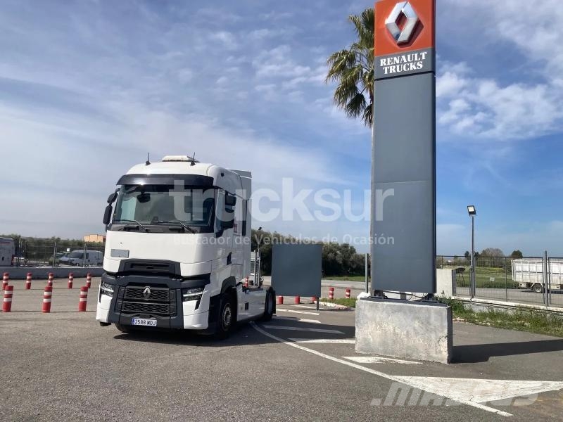 Renault T520 HIGH SLEEPER CAB 牵引车