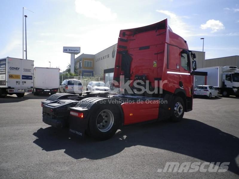 Renault T520 SLEEPER CAB Truck Tractor Units