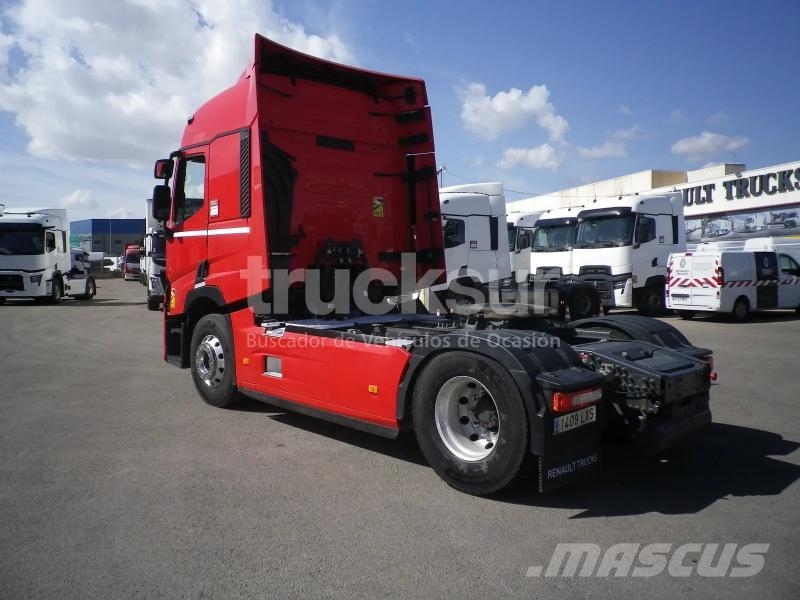 Renault T520 SLEEPER CAB Truck Tractor Units