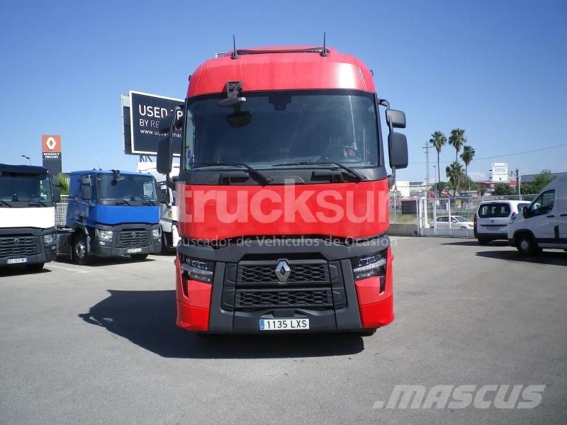 Renault T520 SLEEPER CAB Truck Tractor Units
