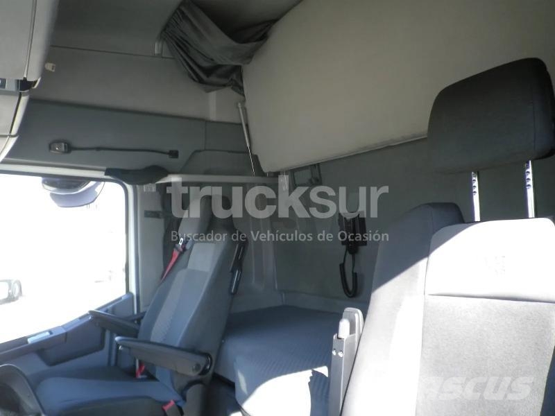 Renault T520 SLEEPER CAB EVO 牵引车