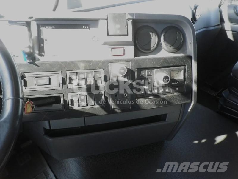 Renault T520 SLEEPER CAB EVO 牵引车
