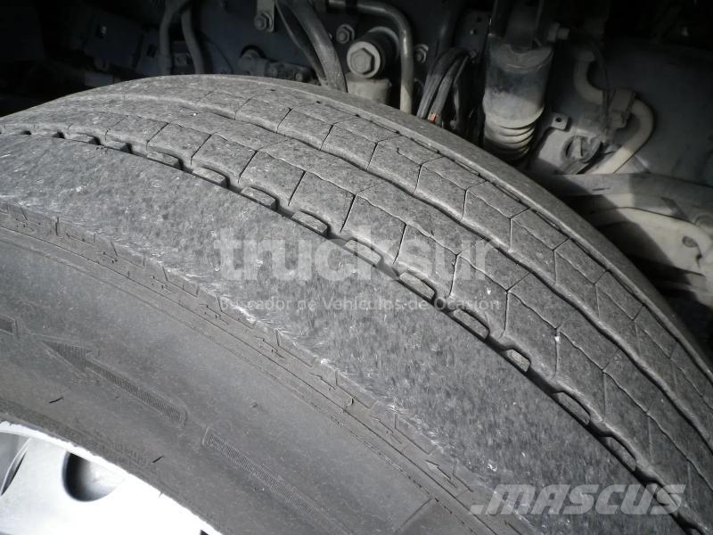 Volvo FE 320.26 6X2 FRC Camion cu control de temperatura