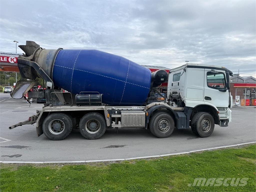 Mercedes-Benz Actros 3246 شاحنات خرسانة
