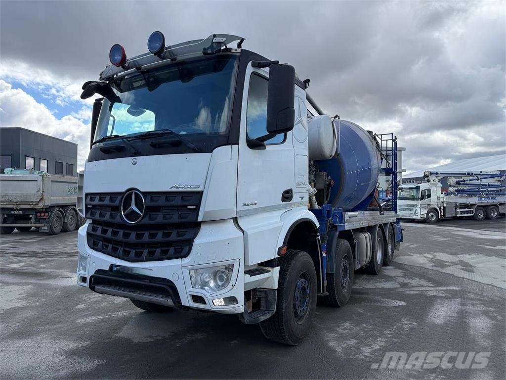 Mercedes-Benz Arocs 3243 مضخات خرسانة