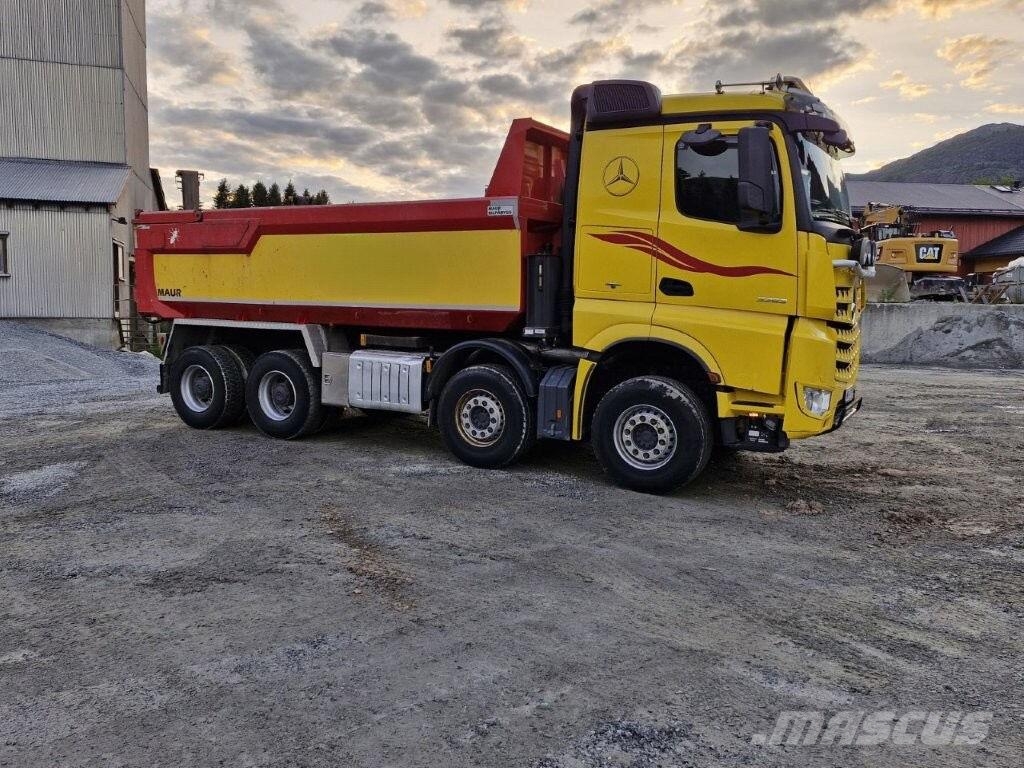 Mercedes-Benz Arocs 3263 Sklápače