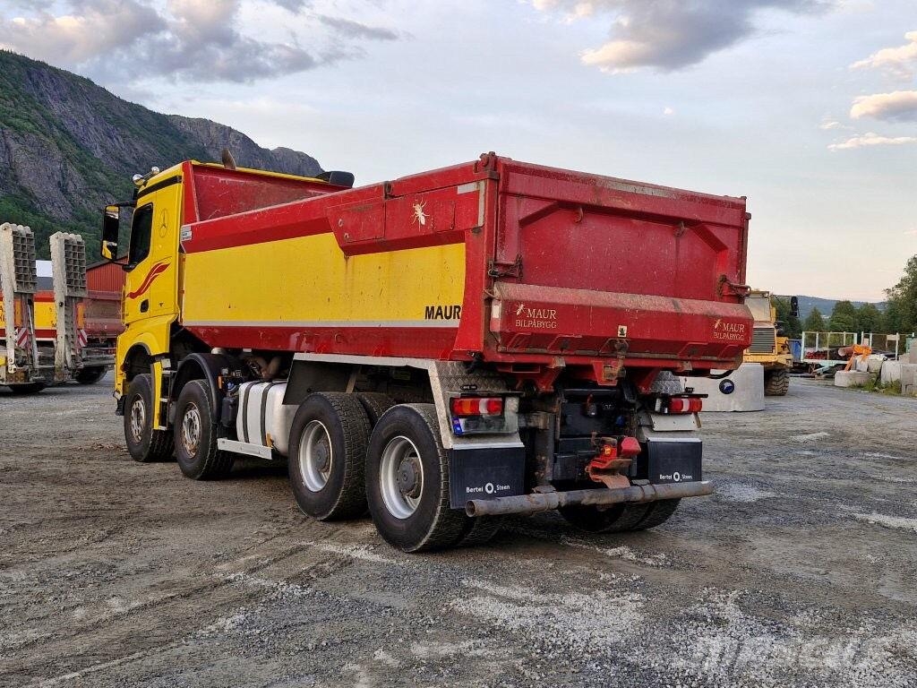 Mercedes-Benz Arocs 3263 Sklápače
