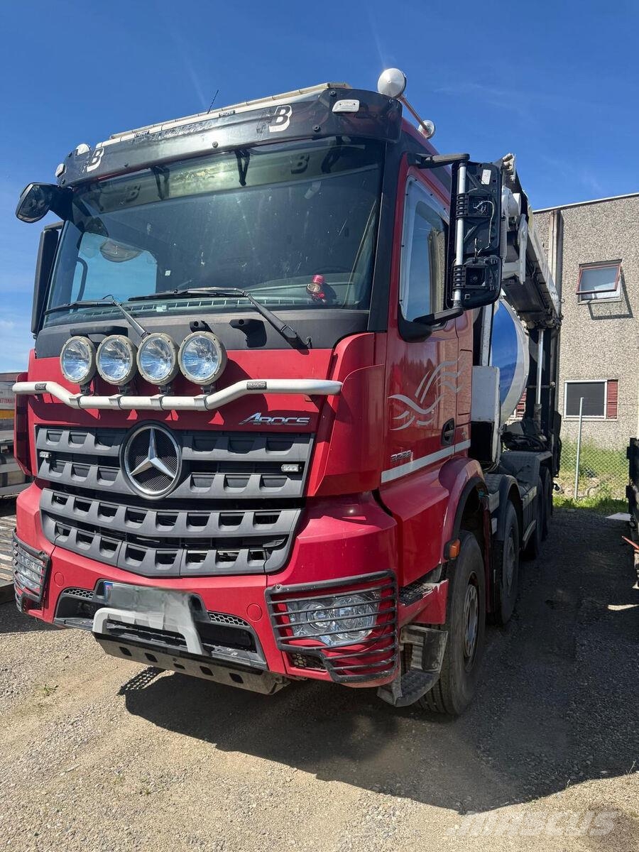 Mercedes-Benz Arocs 3258 شاحنات خرسانة