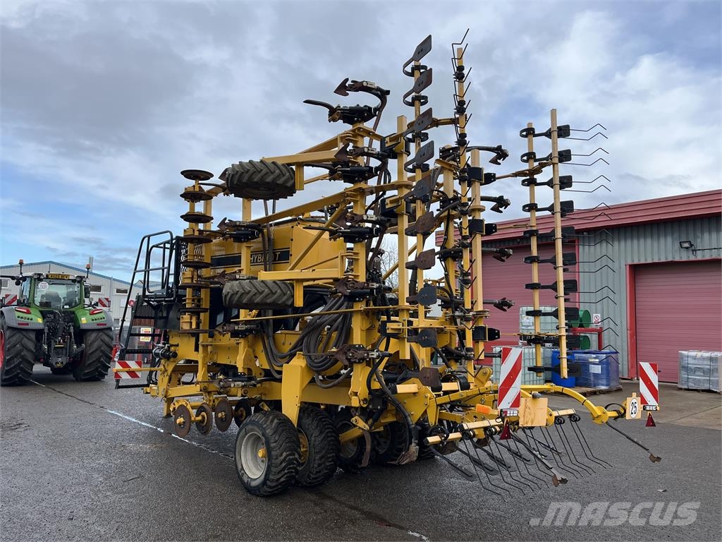 Claydon 8M TRAILED ماكينات زراعية - غير ذلك