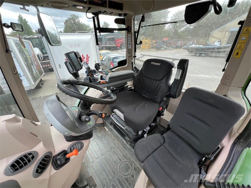 Fendt 516 VARIO S4 Traktoren