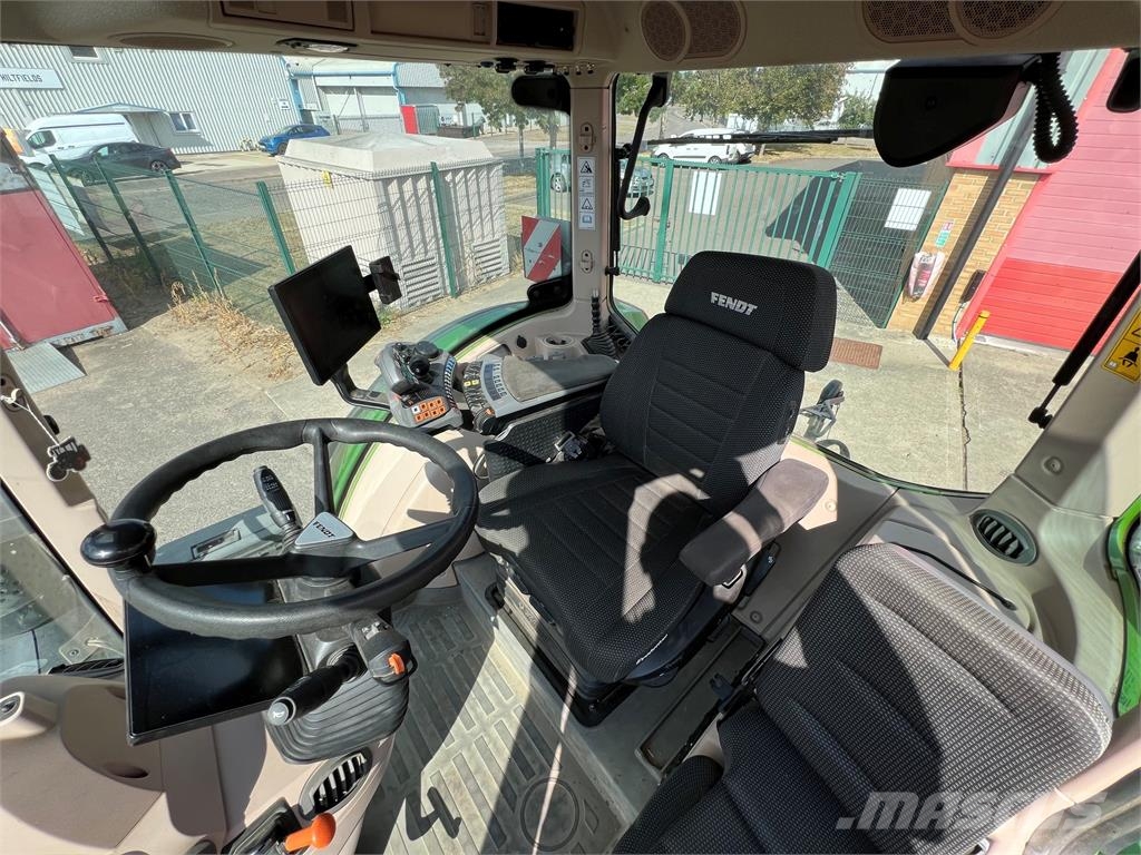 Fendt 728 VARIO Tractoren