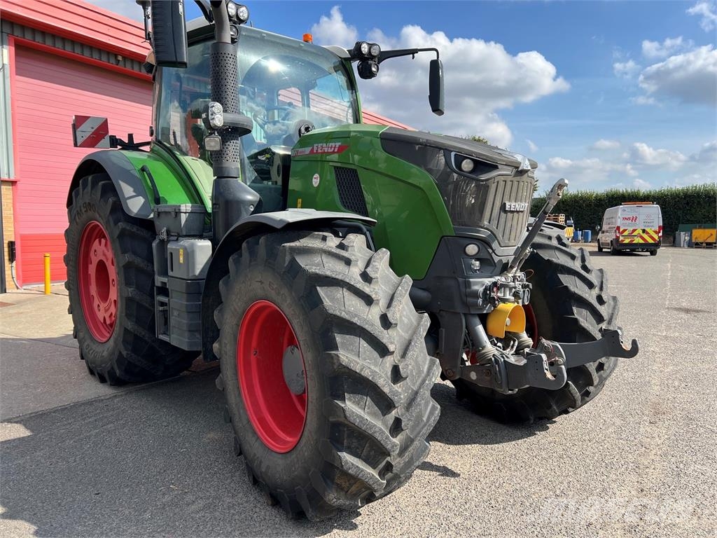 Fendt 728 VARIO Tractoren