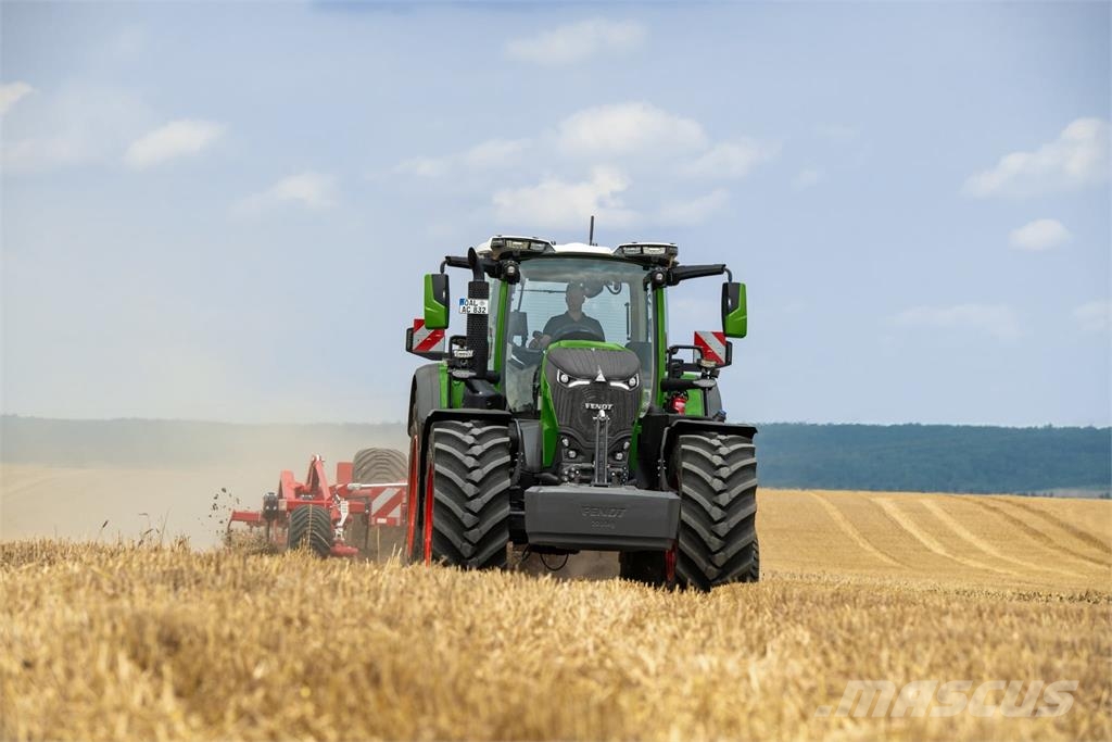 Fendt 832 Otra maquinaria agrícola
