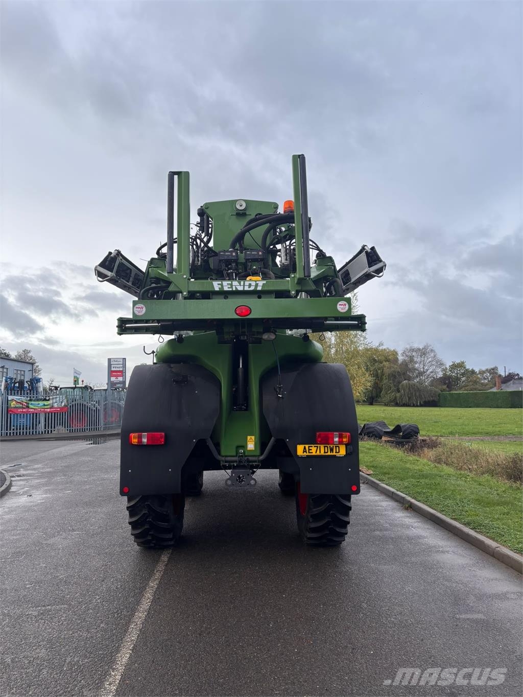 Fendt RG645 牽引型スプレイヤー