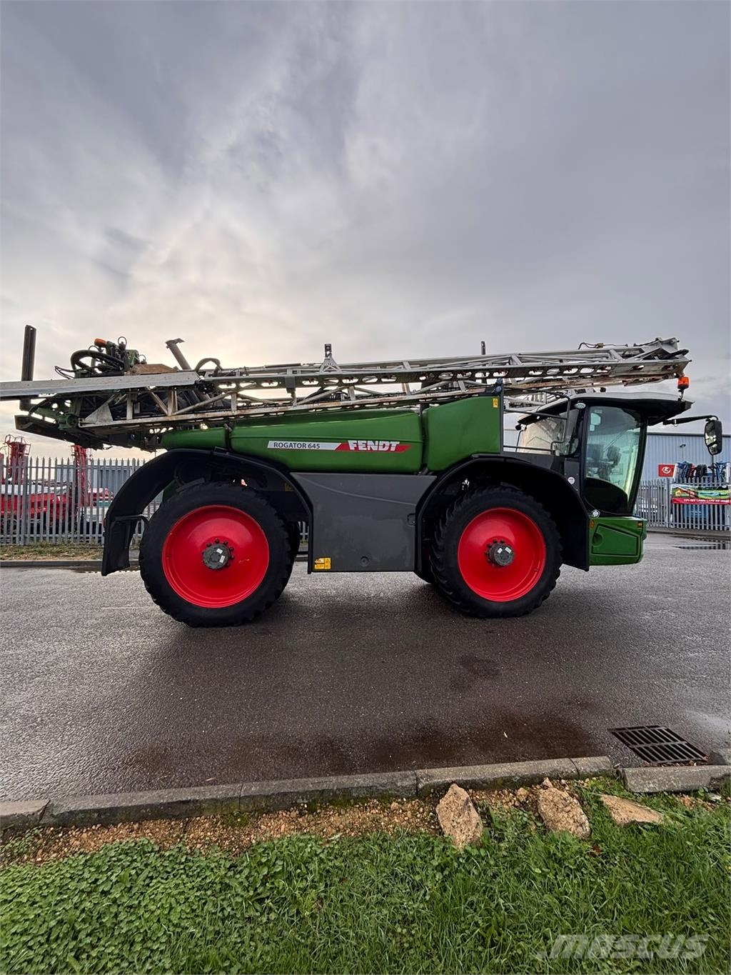 Fendt RG645 Trailed sprayers