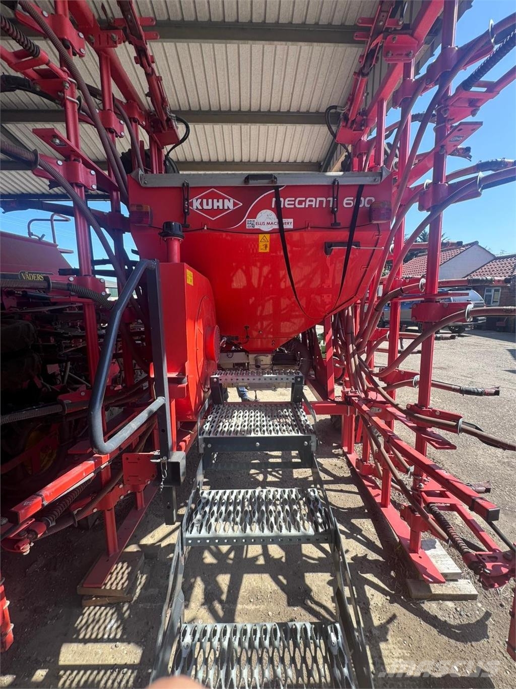 Kuhn MEGANT 600 Farm machinery
