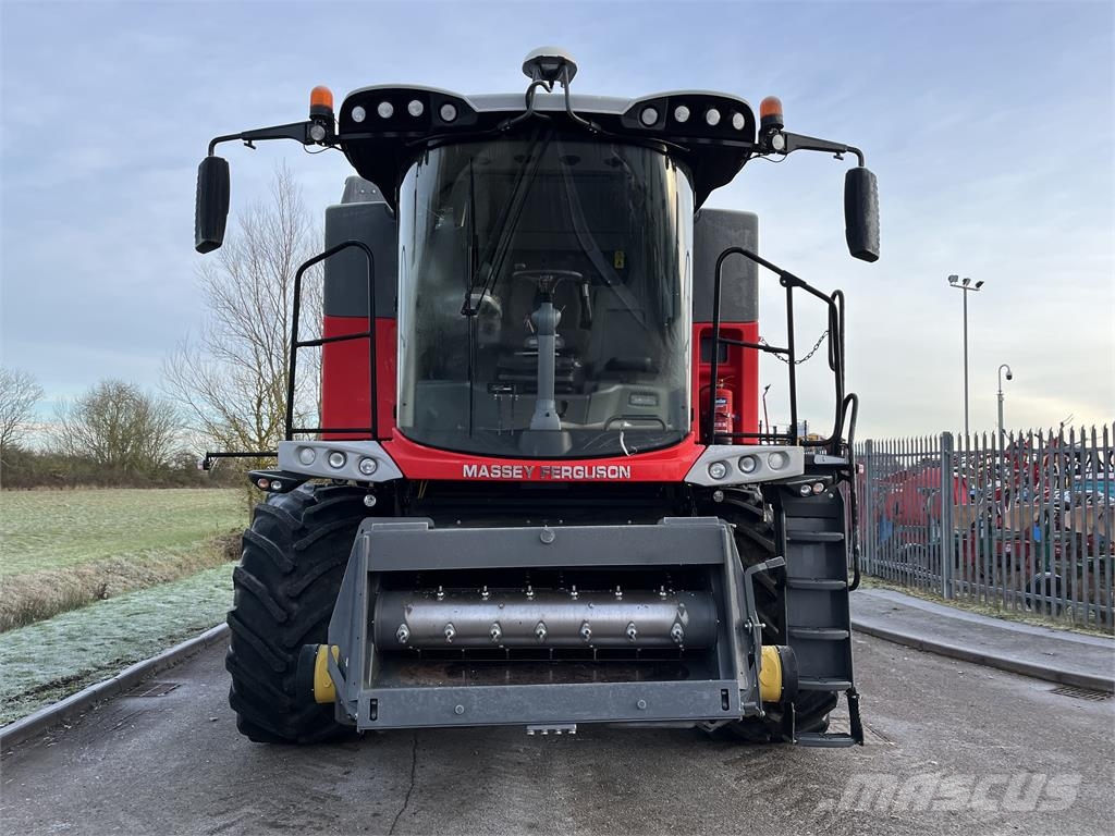 Massey Ferguson Beta 7370 Skördetröskor
