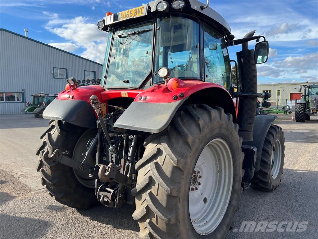 Massey Ferguson MF6614 Traktori