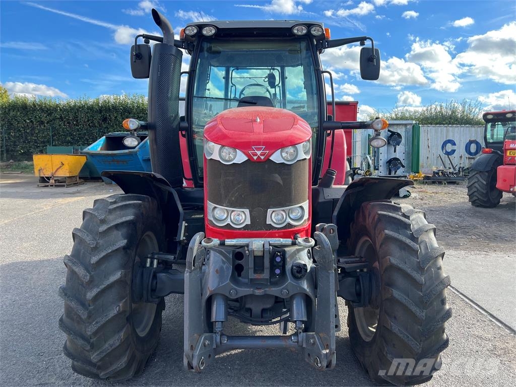 Massey Ferguson MF6614 Traktori