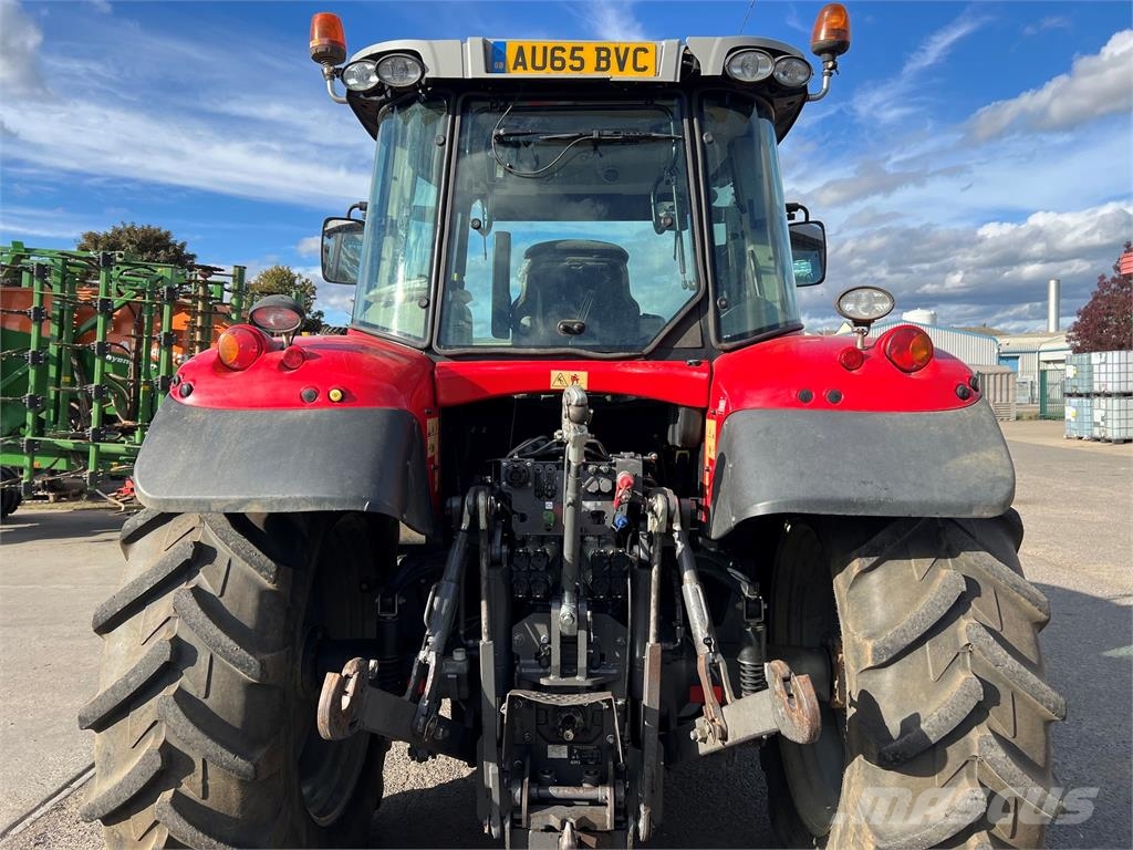 Massey Ferguson MF6614 Traktori