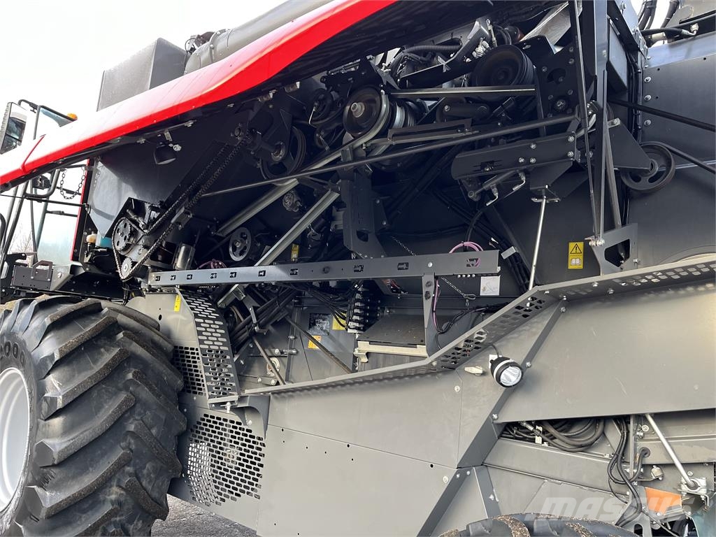 Massey Ferguson MF7370 Maaidorsmachines