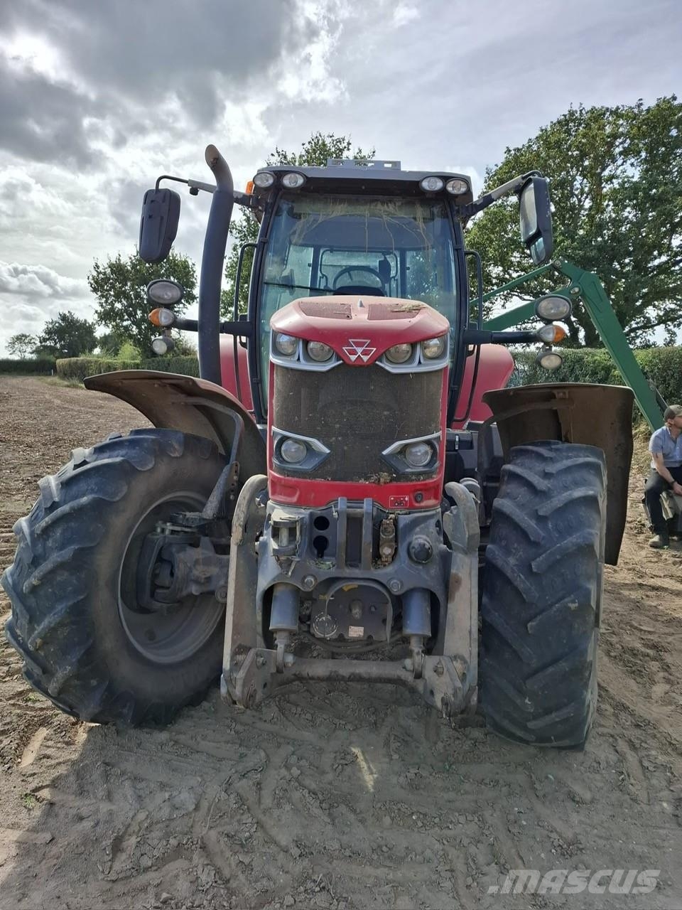 Massey Ferguson MF7718S Traktori