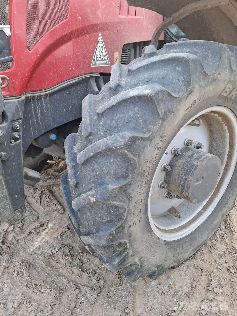 Massey Ferguson MF7718S Traktori