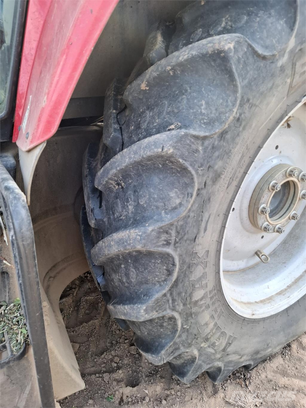 Massey Ferguson MF7718S Traktori