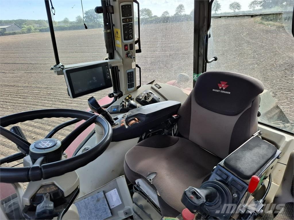 Massey Ferguson MF7718S Traktori