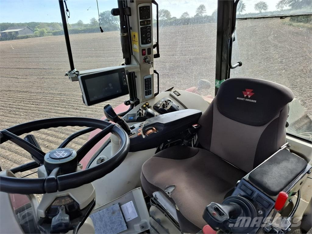 Massey Ferguson MF7718S Traktori